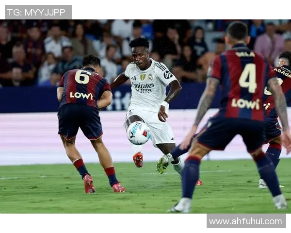 日本足球明星加盟皇马展现亚洲足球新风采与实力