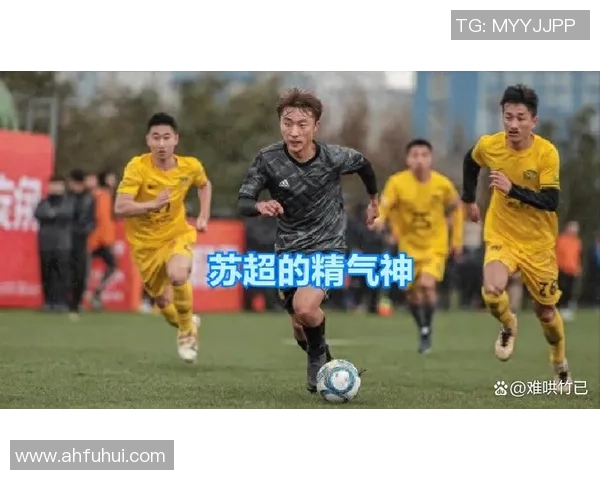 男生对足球明星的热爱背后隐藏着怎样的情感与追求