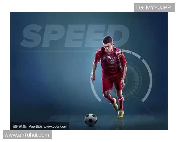 足球巨星C罗的漫画形象展现了他的激情与风采，带你领略不一样的足球魅力